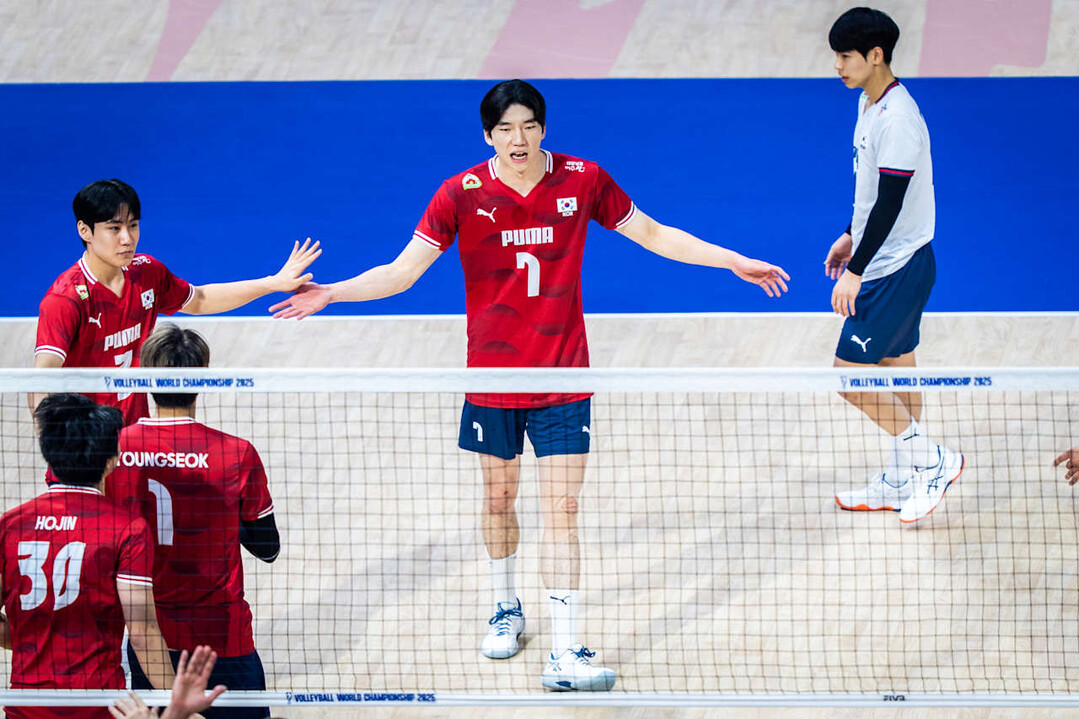 올림픽 백투백 챔피언은 이토록 무자비...