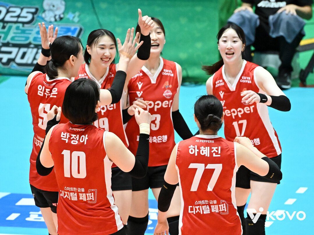 ‘더 빠르게, 더 다채롭게’ 달라질 페퍼저축은행. 투지와 열정으로 상승하라 [V-리그 프리뷰[