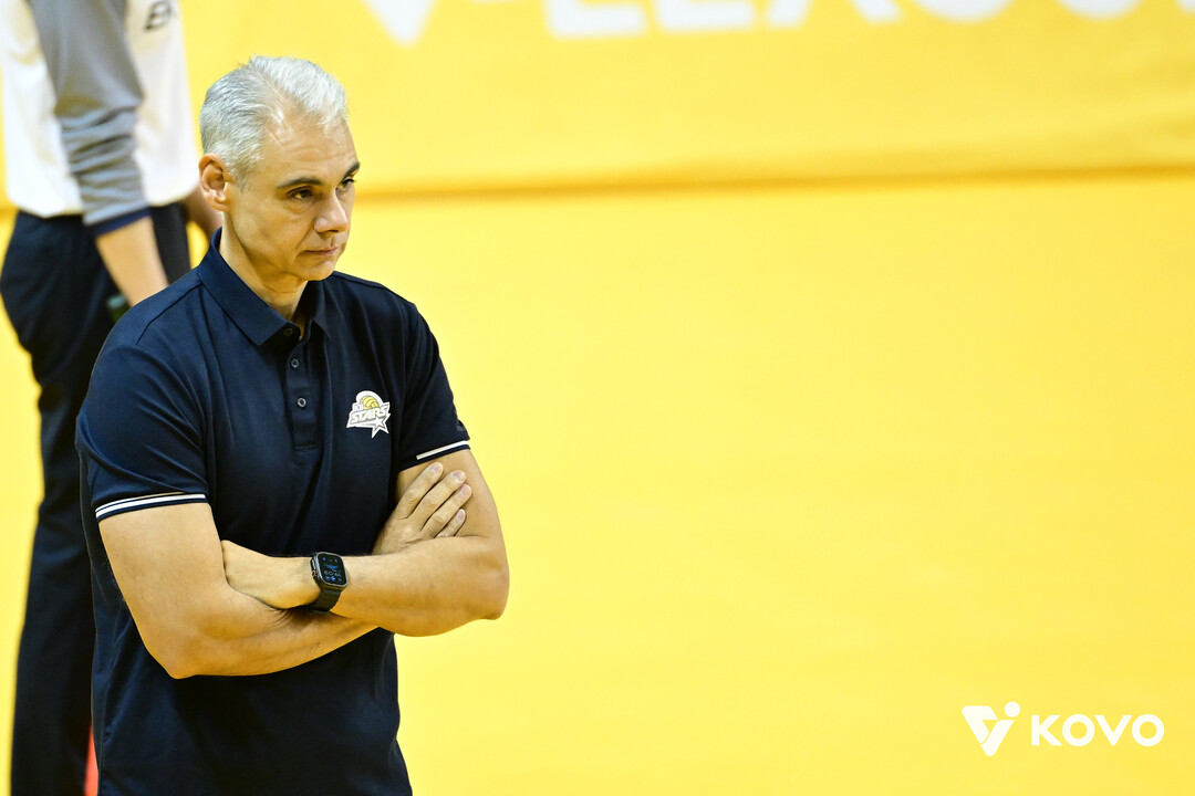 KB손해보험 레오나르도 카르발류 감독./KOVO