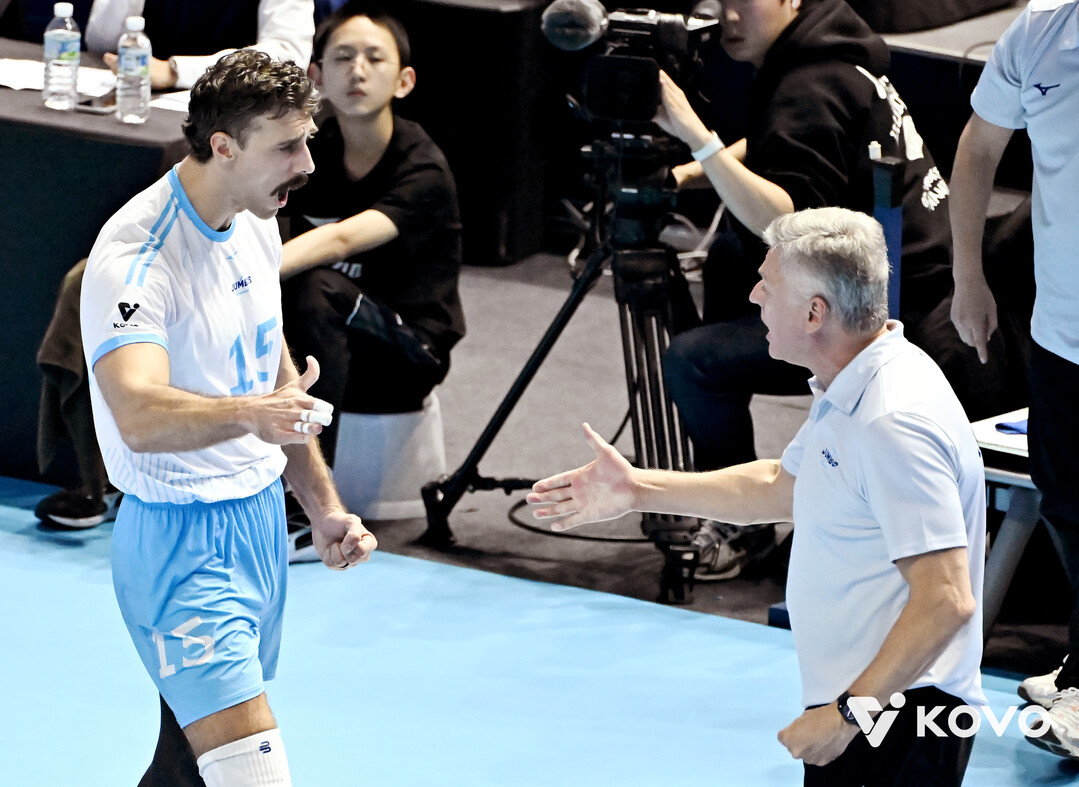 러셀의 서브·블로킹·공격도 아니다, 브라질 감독들이 놀란 러셀의 수비...디테일 하나에 희비 엇갈렸다