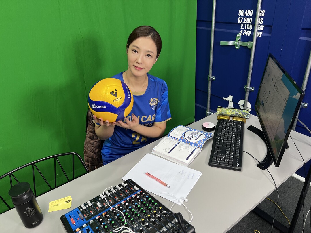 ‘어서와, 편파중계는 처음이지?’ 우리카드가 배구를 알리기 위한 방법