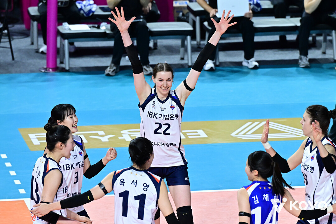 킨켈라, 3G 연속 두 자릿수 득점 활약...여오현 감독대행 “한쪽으로 치우치지 않는 공격 좋아해”