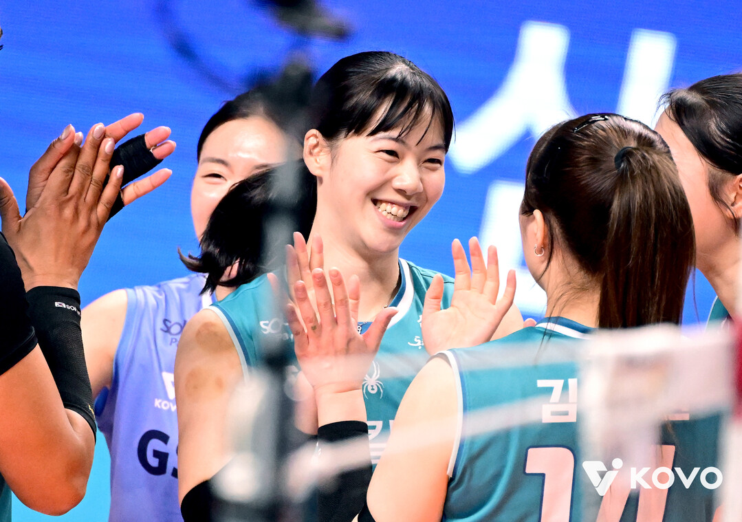 “오랜만에 봄배구 한 번 해봐야지?” 봄내음이 그리운 캡틴, 서브 득점 5개로 더 키운 희망의 불씨