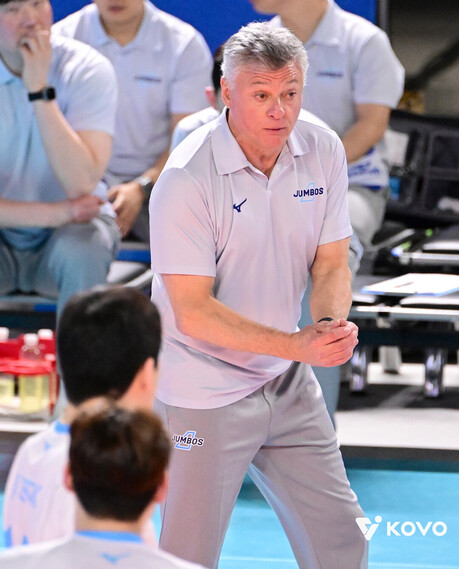 유광우-이든의 만점 활약, 주전 체력 안배 성공...헤난 감독 "이런 시점 올 것이라 예상했다, 경기 감각 올릴 수 있는 기회"