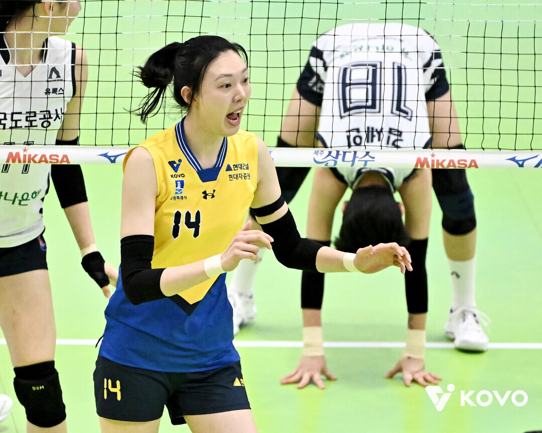 양효진 은퇴 발표 그 이후... 강성형 감독 솔직 속내 "잡고 싶지만..."