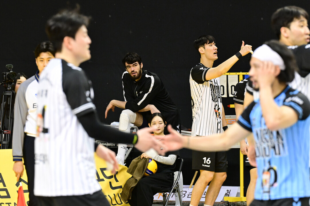 도무지 살아나지 않는 디미트로프 '윔엄존이 이제는 익숙해'