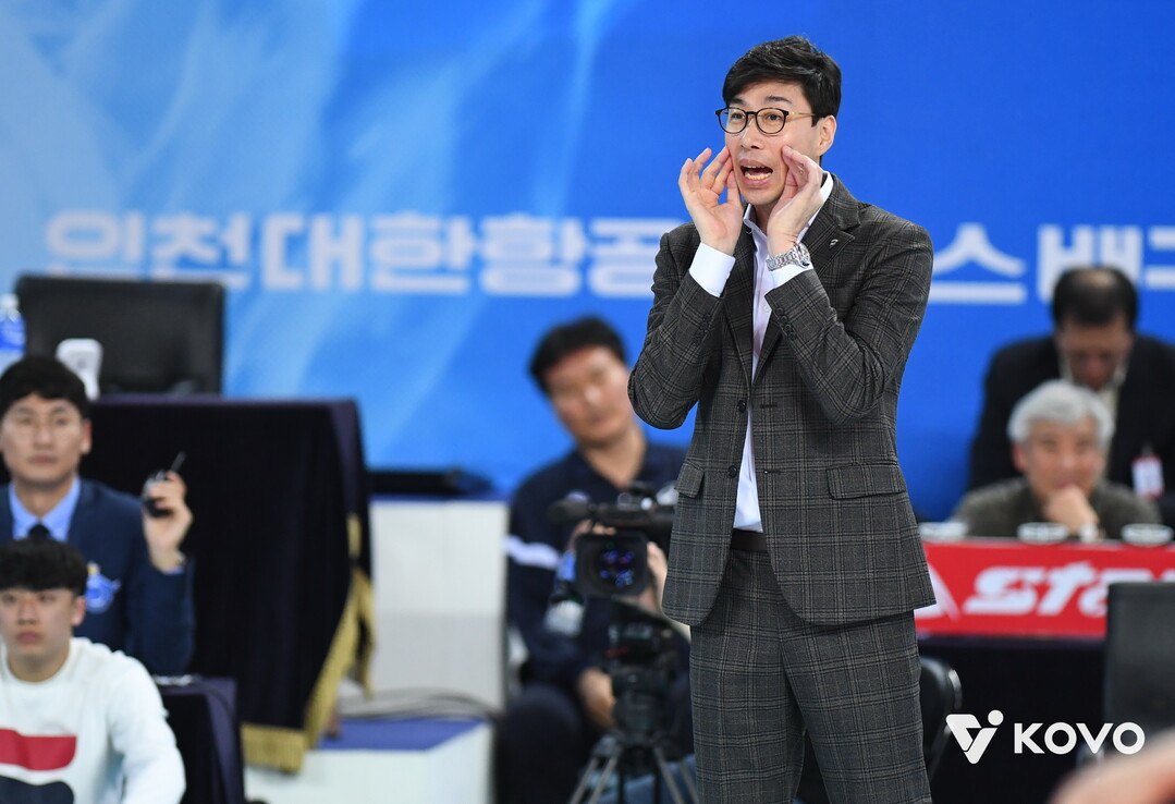 SOOP 수퍼스로 새 출발, 초대 사령탑은 김세진 감독