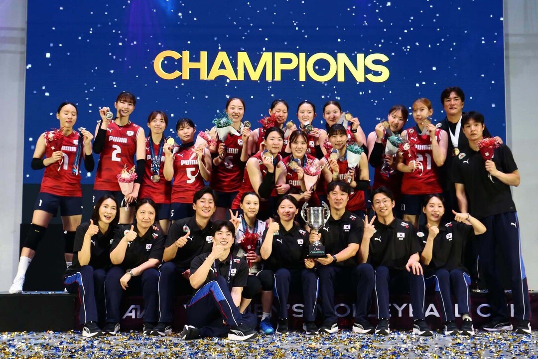 한국 여자배구 AVC컵 정상 올랐다...캡틴 강소휘 MVP, 박은진·나현수도 베스트7 선정